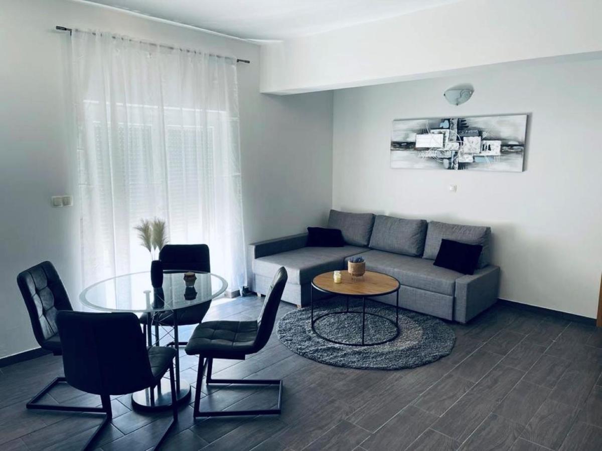Maris Apartment Gospic Exterior photo