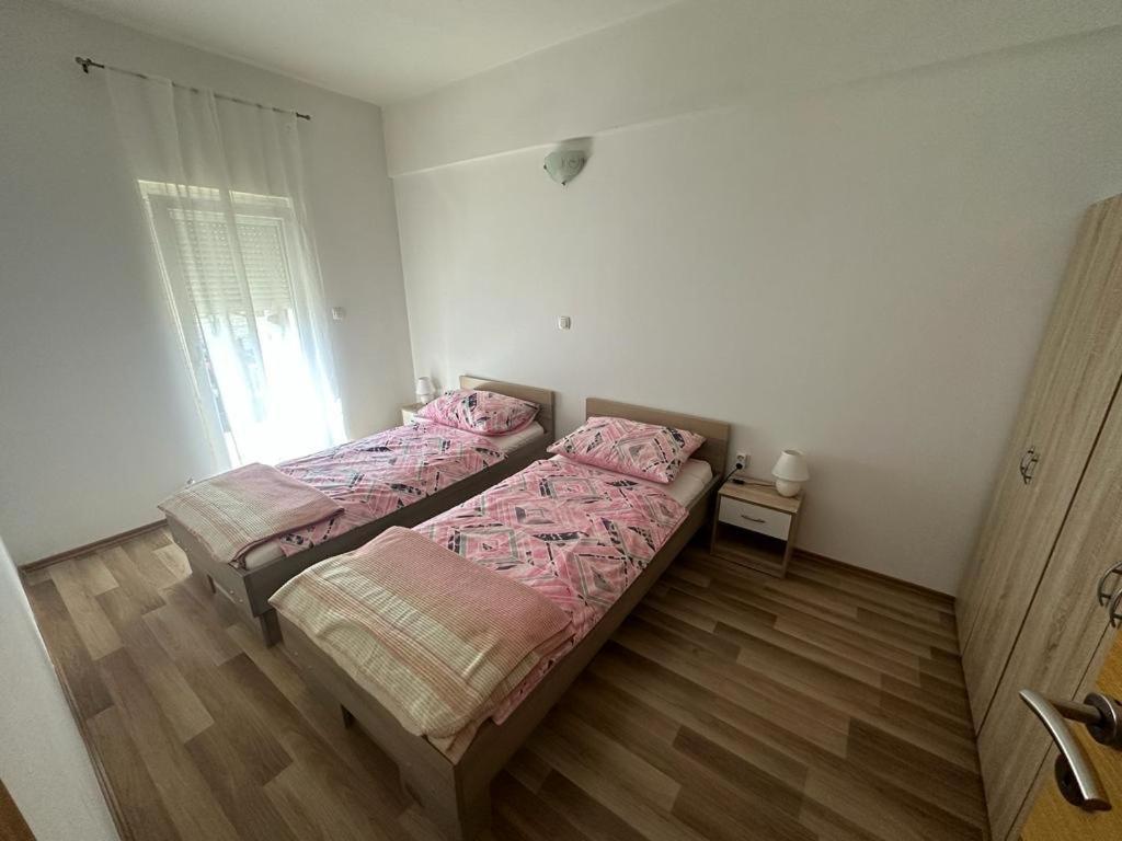 Maris Apartment Gospic Exterior photo